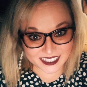 Meet your Posher, Bobbie